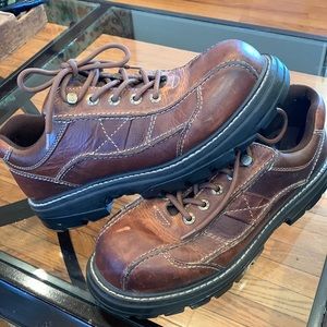 Mens GBX size 12 brown leather shoe great condition